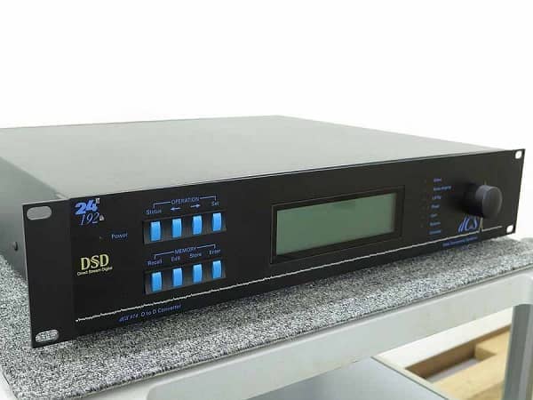 dCS 974
